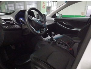 
										HYUNDAI I30 1.5 DPI KLASS SLX (110CV) BERLINA CON PORTÓN full									
