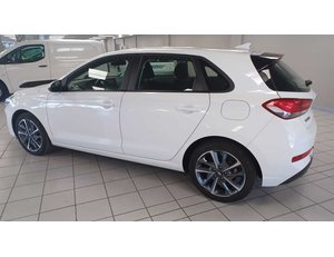 
										HYUNDAI I30 1.5 DPI KLASS SLX (110CV) BERLINA CON PORTÓN full									