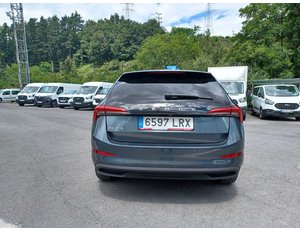 
										SKODA SCALA 1.0 TSI 81KW AMBITION (110CV) BERLINA CON PORTÓN full									
