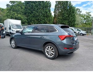 
										SKODA SCALA 1.0 TSI 81KW AMBITION (110CV) BERLINA CON PORTÓN full									