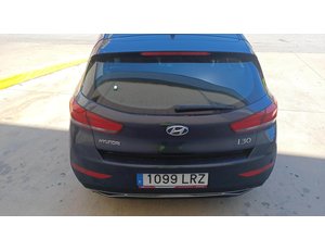 
										HYUNDAI I30 1.5 DPI KLASS SLX (110CV) BERLINA CON PORTÓN full									