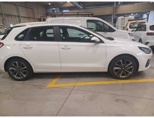 
										HYUNDAI I30 1.5 DPI KLASS SLX (110CV) BERLINA CON PORTÓN full									
