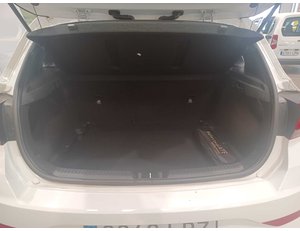 
										HYUNDAI I30 1.5 DPI KLASS SLX (110CV) BERLINA CON PORTÓN full									