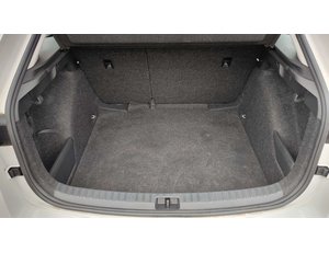 
										SKODA SCALA 1.0 TSI 81KW AMBITION (110CV) BERLINA CON PORTÓN full									