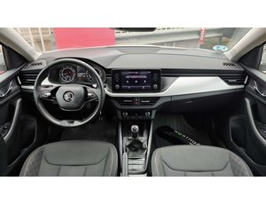 
										SKODA SCALA 1.0 TSI 81KW AMBITION (110CV) BERLINA CON PORTÓN full									