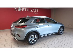 
										KIA CEED X1.6 MHEV 100KW DRIVE (136CV) TODOTERRENO full									