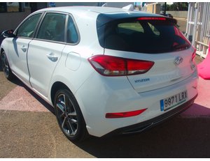 
										HYUNDAI I30 1.5 DPI KLASS SLX (110CV) BERLINA CON PORTÓN full									
