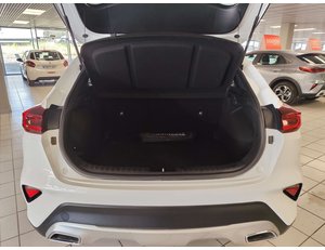 
										KIA CEED X1.6 MHEV 100KW DRIVE (136CV) TODOTERRENO full									