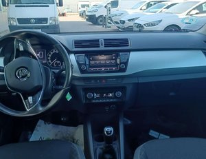 
										SKODA FABIA 1.0 TSI 70KW AMBITION PLUS (95CV) BERLINA CON PORTÓN full									