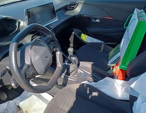 
										PEUGEOT 208 1.2L PURETECH 55KW ACTIVE (75CV) BERLINA CON PORTÓN full									