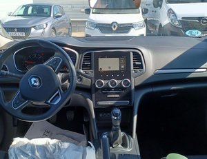 
										RENAULT MEGANE 1.5 BLUE DCI BUSINESS 85KW (115CV) BERLINA CON PORTÓN full									