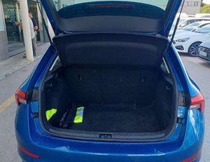 
										SKODA SCALA 1.0 TSI 81KW AMBITION (110CV) BERLINA CON PORTÓN full									