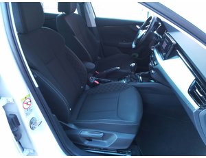 
										SKODA SCALA 1.0 TSI 81KW AMBITION (110CV) BERLINA CON PORTÓN full									