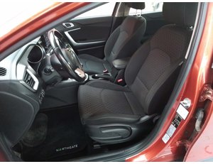 
										KIA CEED X1.6 MHEV 100KW DRIVE (136CV) TODOTERRENO full									
