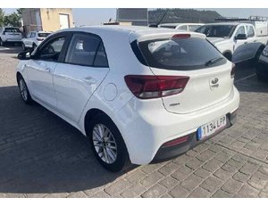 
										KIA RIO 1.2 DPI CONCEPT (84CV) BERLINA CON PORTÓN full									