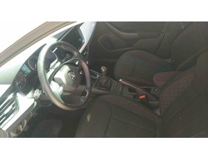 
										SKODA SCALA 1.0 TSI 81KW AMBITION (110CV) BERLINA CON PORTÓN full									