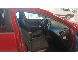 
										KIA CEED X1.6 MHEV 100KW DRIVE (136CV) TODOTERRENO full									