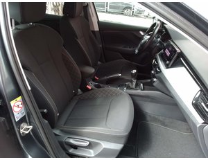 
										SKODA SCALA 1.0 TSI 81KW AMBITION (110CV) BERLINA CON PORTÓN full									