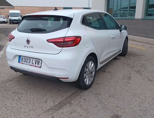 
										RENAULT CLIO 1.0 TCE 67KW ZEN (90CV) BERLINA CON PORTÓN full									