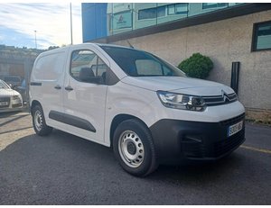 
										CITROEN BERLINGO BEV 50KWH TALLA M CONTROL (136CV) FURGÓN DERIVADO DE TURISMO full									