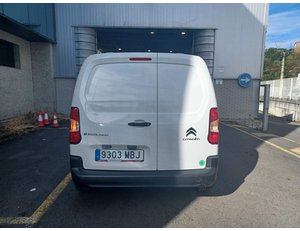 
										CITROEN BERLINGO BEV 50KWH TALLA M CONTROL (136CV) FURGÓN DERIVADO DE TURISMO full									