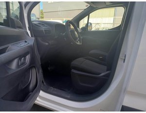 
										CITROEN BERLINGO BEV 50KWH TALLA M CONTROL (136CV) FURGÓN DERIVADO DE TURISMO full									