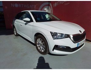 
										SKODA SCALA 1.0 TSI 81KW AMBITION (110CV) BERLINA CON PORTÓN full									