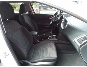 
										KIA CEED 1.0 T-GDI 74KW DRIVE (100CV) BERLINA CON PORTÓN full									