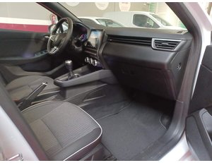 
										RENAULT CLIO 1.0 TCE 67KW ZEN (90CV) BERLINA CON PORTÓN full									
