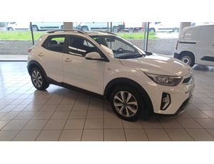 
										KIA STONIC 1.2 DPI CONCEPT (84CV) TODOTERRENO full									