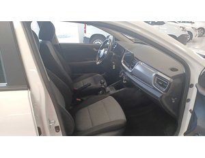 
										KIA STONIC 1.2 DPI CONCEPT (84CV) TODOTERRENO full									