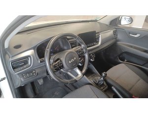 
										KIA STONIC 1.2 DPI CONCEPT (84CV) TODOTERRENO full									