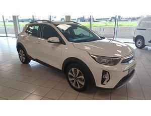 
										KIA STONIC 1.2 DPI DRIVE (84CV) TODOTERRENO full									
