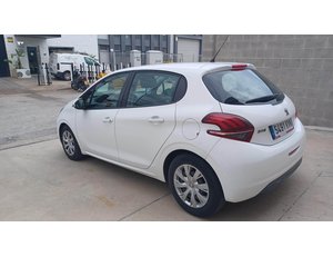 
										PEUGEOT 208 1.2L PURETECH 82BHP ACTIVE full									