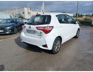 
										TOYOTA YARIS 1.5 VVT-I HYBRID ACTIVE AUTO (100CV) full									
