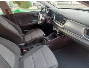 
										KIA STONIC 1.2 DPI CONCEPT (84CV) TODOTERRENO full									