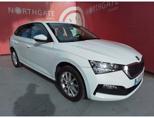 
										SKODA SCALA 1.0 TSI 81KW AMBITION (110CV) BERLINA CON PORTÓN full									