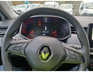 
										RENAULT CLIO 1.0 TCE 74KW LPG BUSINESS (100CV) BERLINA CON PORTÓN full									