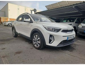 
										KIA STONIC 1.2 DPI CONCEPT (84CV) TODOTERRENO full									