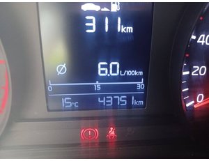 
										KIA STONIC 1.2 DPI CONCEPT (84CV) TODOTERRENO full									