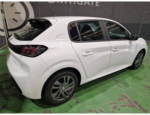 
										PEUGEOT 208 1.2 PURETECH 73KW ACTIVE PACK (100CV) BERLINA CON PORTÓN full									