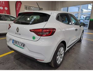 
										RENAULT CLIO 1.0 TCE 74KW LPG BUSINESS (100CV) BERLINA CON PORTÓN full									