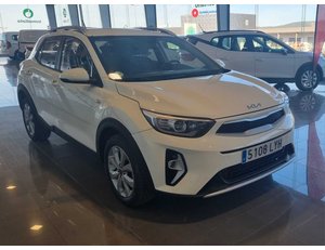 
										KIA STONIC 1.2 DPI CONCEPT (84CV) TODOTERRENO full									