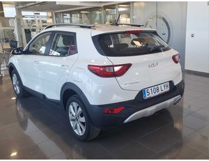 
										KIA STONIC 1.2 DPI CONCEPT (84CV) TODOTERRENO full									
