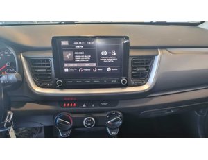
										KIA STONIC 1.2 DPI CONCEPT (84CV) TODOTERRENO full									