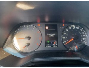 
										RENAULT CLIO 1.0 SCE BUSINESS (72CV) BERLINA CON PORTÓN full									