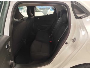 
										RENAULT CLIO 1.0 TCE 67KW INTENS (90CV) BERLINA CON PORTÓN full									