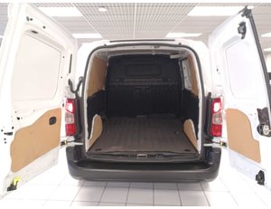 
										PEUGEOT PARTNER 1.5 BLUEHDI 73KW PRO STANDARD (98CV) FURGÓN DERIVADO DE TURISMO full									