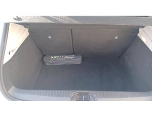 
										RENAULT CLIO 1.0 TCE 67KW INTENS (90CV) BERLINA CON PORTÓN full									