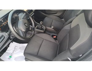 
										RENAULT CLIO 1.5 BLUE DCI 74KW BUSINESS (100CV) BERLINA CON PORTÓN full									